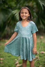 Load image into Gallery viewer, Kamalii Dress-BOP (Green)-Keiki