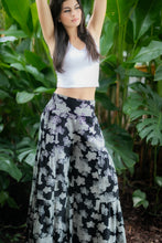 Load image into Gallery viewer, Hina Pants-Orchid (Black)