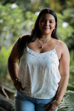 Load image into Gallery viewer, Napua Top-Hoio (White)