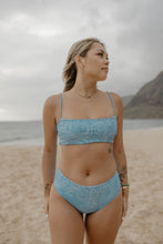 Load image into Gallery viewer, Vani Bikini-Top-Hee Nalu