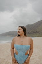 Load image into Gallery viewer, Kaleiluhilani - Hee Nalu