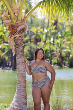 Load image into Gallery viewer, Vani-Bottom-Hibiscus (Green)