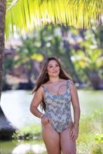 Load image into Gallery viewer, Kealapua-Hibiscus (Green)