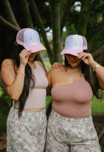 Load image into Gallery viewer, Holoholo Trucker Hat