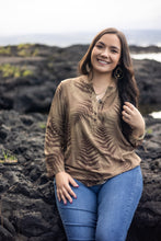 Load image into Gallery viewer, Kapua Top-Fern
