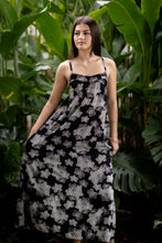 Load image into Gallery viewer, Mahina Dress-Orchid (Black)
