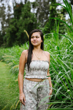 Load image into Gallery viewer, Meleana Tube Top-Hibiscus (Green)
