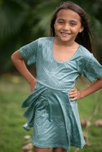 Load image into Gallery viewer, Kamalii Dress-BOP (Green)-Keiki
