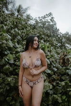 Load image into Gallery viewer, Kalei Bikini-Top
