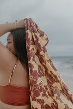 Load image into Gallery viewer, Ani Pareo - Hibiscus
