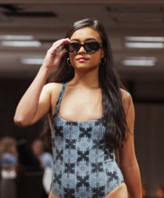 Load image into Gallery viewer, Ani by Wehi Sunglasses
