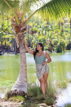 Load image into Gallery viewer, Ani Pareo - Hibiscus (Green)
