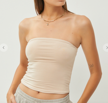 Load image into Gallery viewer, Got it! Bandeau Crop
