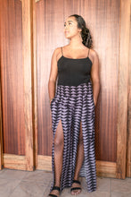 Load image into Gallery viewer, Noelani Split Pants
