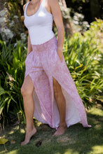 Load image into Gallery viewer, Noelani Split Pants
